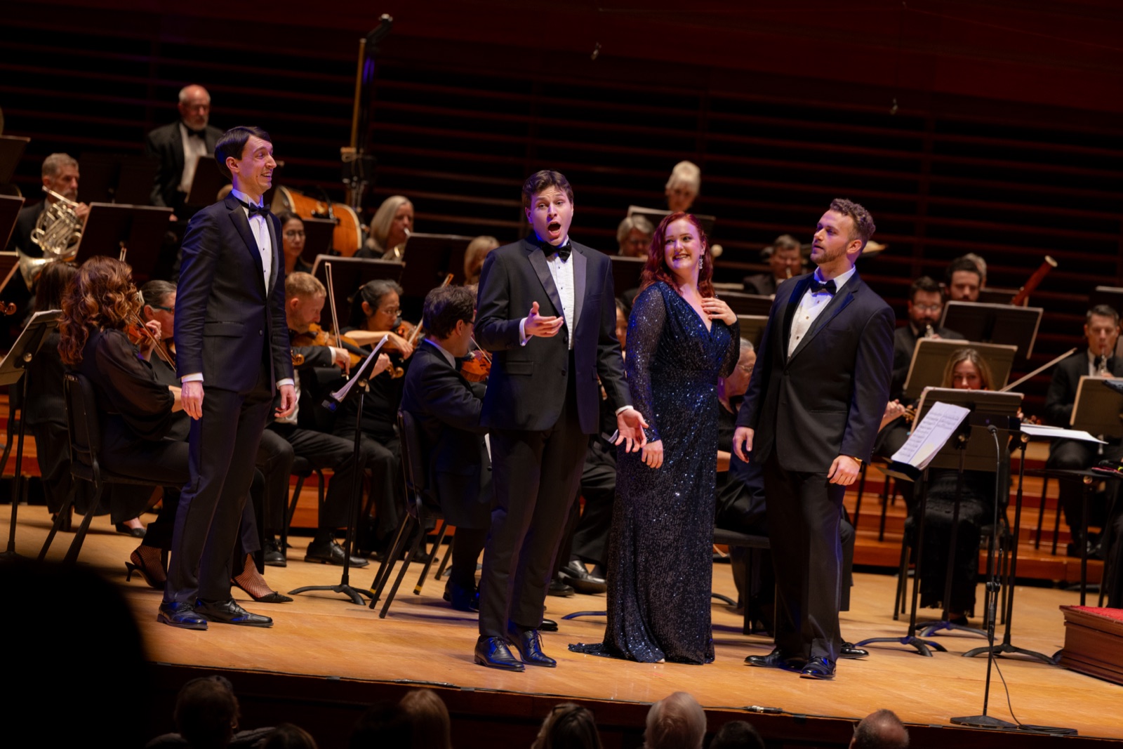 Veronica Richer with orchestra and fellow soloists